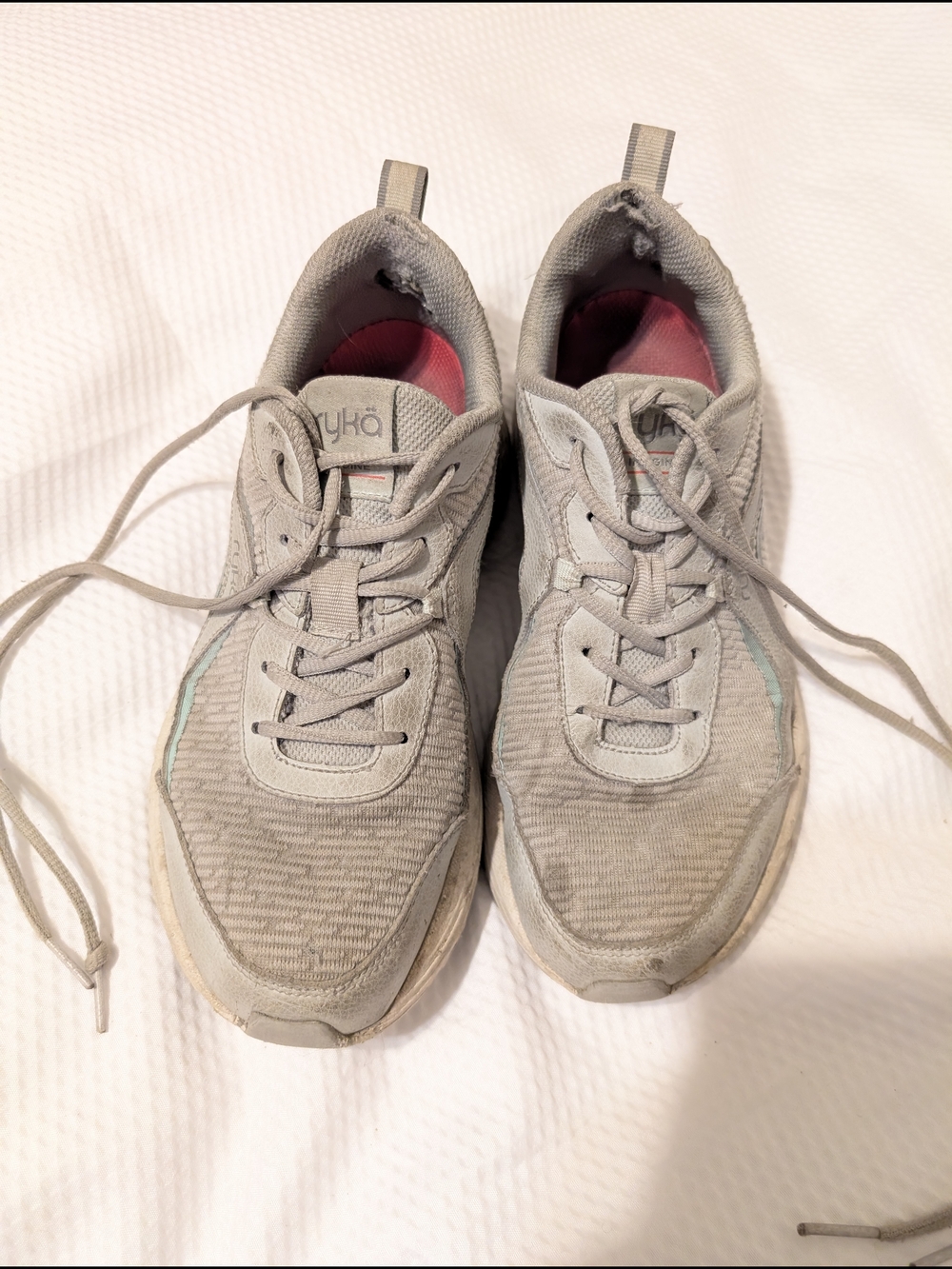 Well Lauren Walking Sneakers Tennis Shoes, Size 7 Never Washed